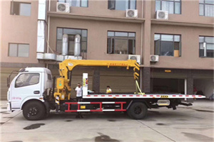 高陵附近汽车轮胎更换